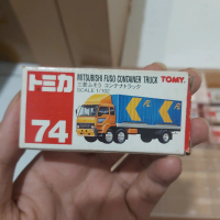 tomica mitsubishi fuso container truck (china)