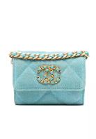 Chanel 二手香奈兒菱格紋牛仔布19卡包，附鏈條