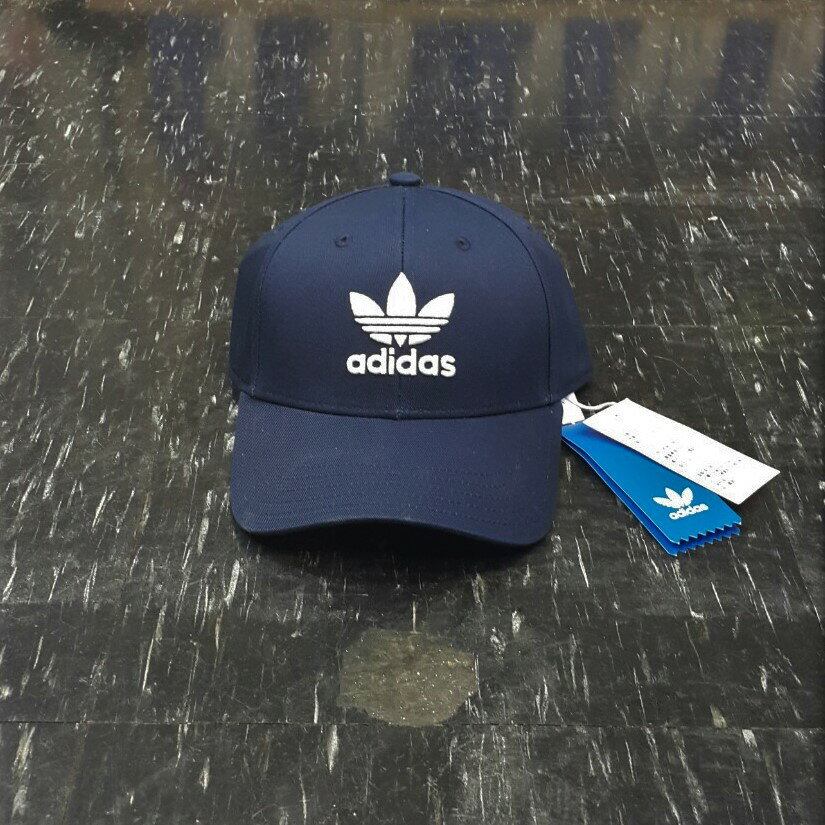 Trefoil cap online