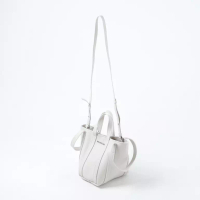 Balenciaga Tas BALENCIAGA ALL WHITE LEATHER BUCKET BAG WITH LS 100% ORIGINAL