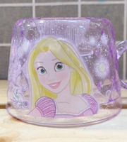 【震撼精品百貨】長髮奇緣樂佩公主 Rapunzel 日本迪士尼Disney 長髮公主樂佩握把塑膠杯/瓶蓋杯#42435 震撼日式精品百貨