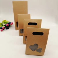 100pcs Heart Kraft Paper Bag Paper Bags for Gifts Food Wedding Jewelry Bag with Handle Window Packaging Storage Bag Kraft Pouch
