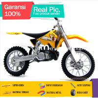 Diecast Miniatur Mainan Motor Trail Suzuki RM250 Besi Metal Aktif Suspensi