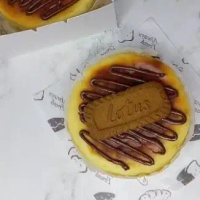 Mini Burnt Cheesecake Diameter 12cm Untuk Hampers Lebaran Idul Fitri Natal