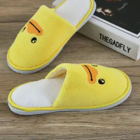 Cartoon Disposable Slippers Soft Comfortable Cute Little Yellow Duck Hotel Slippers Casual Non-Slip Children's Slippers Home