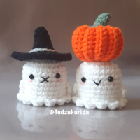 Amigurumi Ghost pumkin keychain/ gantungan kunci rajut ghost