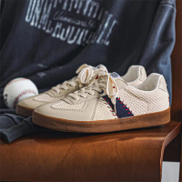 New men's baseball trainers, sports sneakers, versatile retro old money style white shoes, thin-sole