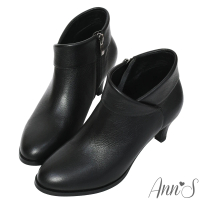 【Ann’S】瑪麗安-優雅側V顯瘦小羊皮低跟短靴(黑)