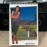 Kalender Meja tahun 1993.