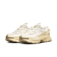 【NIKE 耐吉】休閒鞋 男鞋 運動鞋 厚底 ZOOM VOMERO ROAM 米白棕 FV2295-101