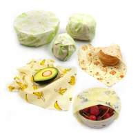 Random Set of 2PCS Beeswax Food Wrap Reusable Eco Friendly Food Wrap Organic Natural Sustainable Fruit Storage