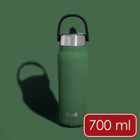《S well》Explorer不鏽鋼吸管保溫瓶-軍綠700ml-- 保溫杯 保冷保冰杯 運動水壺 手搖飲 環保杯 便攜杯 咖啡杯 隨行杯 手提提把 母親節禮物