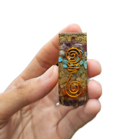 Liontin Orgonite Aetheris dengan 7 Batu Kristal dan Coil Tembaga