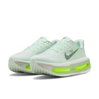 【NIKE 耐吉】Nike Vomero Premium Barely Volt 白綠 雙氣墊 運動鞋 男鞋 HQ2050-300