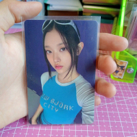 photocard haerin new jeans official @nalyaapc.id