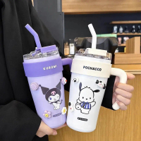 หม้อกระจกแตก, Mochiko❤️ ลาย Sanrio, ถ้วยมือจับ 860Ml พร้อมฟาง, พกพาสะดวก, น่ารักสุด ๆ, เหมาะสำหรับเด