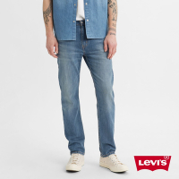 Levis 男款 上寬下窄 502舒適窄管牛仔褲 / 精工中藍染刷白 / 彈性布料