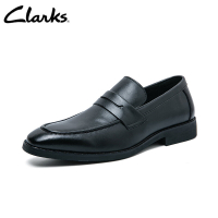 Clarks รองเท้าผู้ชาย รุ่น Tilden Free Dark Tan Leather Mens Slip On Shoes สีน้ำตาล