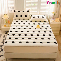 Soft Mattress Pad Washable Reusable Mattress Cover Protector Foldable Bed Mat for Home Hotel Bed Cover Student Tatami Decor 1Pc