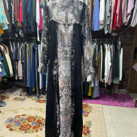 Gamis hitam bahan silky motif bunga