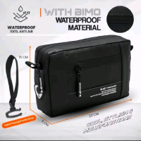 Tas Slempang Henbag tas multipungsi tersedia beberapa ruangan mengunakan Bahan Bimo Waterproof spenu