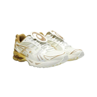 【asics 亞瑟士】The Museum Visitor x Asics Gel-Kayano 14 白金漸層 1203A528-100(男鞋 慢跑鞋 聯名款)