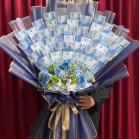 Bucket Uang 40 Lembar dengan Desain Elegan dan Bunga Biru untuk Hadiah Spesial