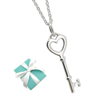 【Tiffany&amp;Co. 蒂芙尼】925純銀-KEY 愛心鑰匙吊飾女用頸鍊項鍊