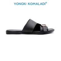 YONGKI KOMALADI LUMINA SANDAL FLAT WANITA OL-EFTR471-BF 37 Hitam