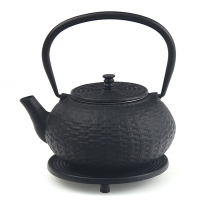 南部名產鐵器-鑄鐵壺附鐵墊(0.8L) 竹簍(泡茶壺、煮水壺)