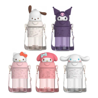 【SANRIO 三麗鷗】三麗鷗公仔主題杯套Tritan吸管水壺620ml 不含雙酚A(酷洛米/大耳狗/凱蒂貓/美樂蒂/帕恰狗)
