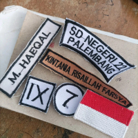 Bordir nama, lokasi sekolah dan kelas