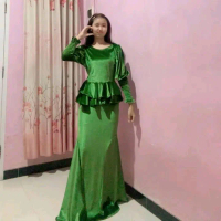 setelan gaun panjang bludru baju manggung