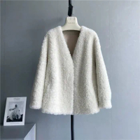 Autumn and Winter Fur Integrated Pure Wool Fur Coat for Women Chenille Coat Short