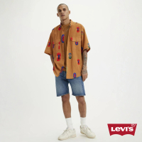 LEVIS 官方旗艦 男款 501膝上排釦直筒牛仔短褲 / 精工深藍染水洗 / 彈性布料 熱賣單品 36512-0164