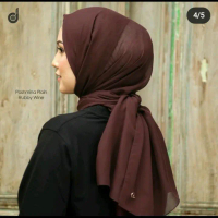 Kerudung pashmina polos deenay