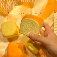 Hachimi Square Bread slow Rebound Decompression Vent Toy mini squishy slow rising Two Colors