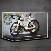 全城熱賣 - 公路騎行自行車合金模型單車車模收藏擺件創意手辦送朋友騎友禮物白色-1:8公路自行車+燈光背景盒B款