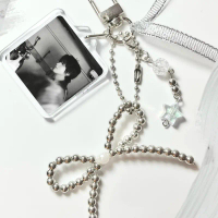 gantungan tas pita silver | gantungan tas manik pita y2k | keychain y2k | bagcharm pita | ribbon bag