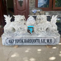 Papan nama patung naga api batu carara finishing mengkilap glossy