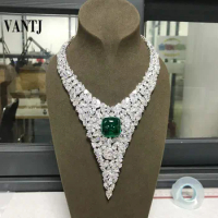VANTJ Luxurious 10K Gold Emerald Necklace Pendant Lab Grown Emerald Moissanite Created for Women Party Birthday Gift