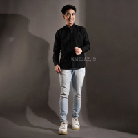 Kemeja Pria Lengan Panjang Warna Hitam Casual Polos Distro Basic Size M,L,XL Katun Kerja Kantor dan 