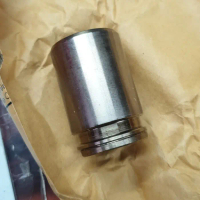PISTON CALIPER BELAKANG ASLI MITSUBISHI LANCER DANGAN DOHC 1PC