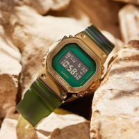 CASIO 卡西歐 G-SHOCK 沙漠綠洲 半透明電子錶 送禮首選 GM-5600CL-3
