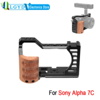 PULUZ Wood Handle Metal Cage For Sony A7C / Alpha 7C / ILCE-7C Mirrorless System Camera Stabilizer Rig Expansion Frame