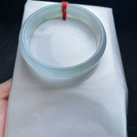 緬甸手鐲冰晴底翡翠手鐲水潤冰透質地細膩起光乾淨清爽漂亮大氣