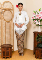 Zalia Kebaya Sulam and Premium Batik Set