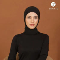 Lylia Pashmina Segitiga Instan - Black, Lylia