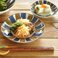 日本製 雙色十草系列餐盤｜陶器 瓷器 餐盤 廚房用品 料理 沙拉 小菜 開胃菜 復古風 廚房用具