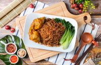 【星馬快餐】咖哩雞腿撈麵_限南港車站自取